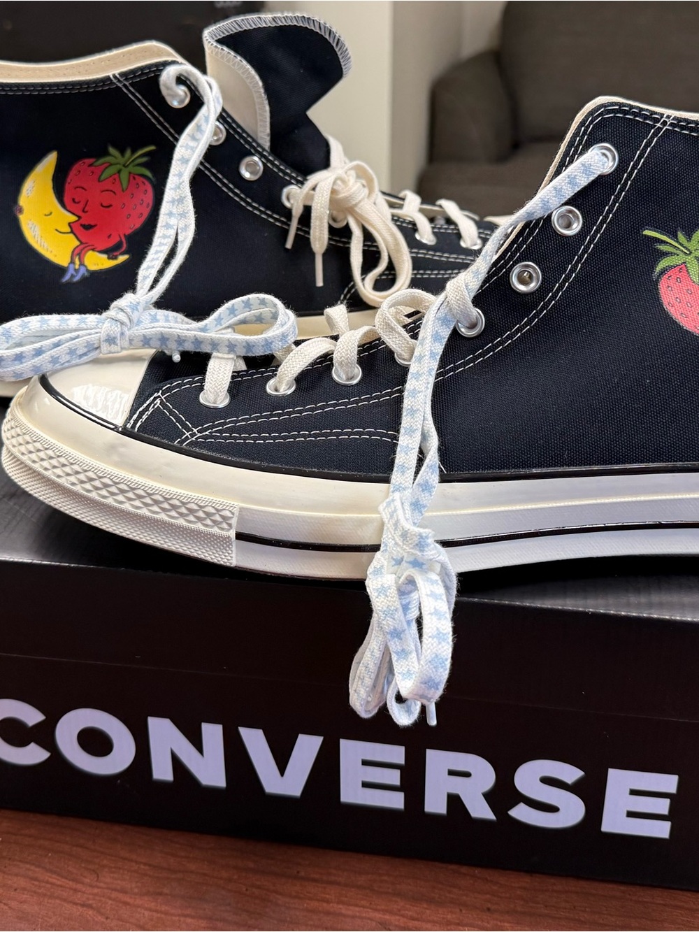 Converse Chuck 70 Hi - Picture 2 of 7